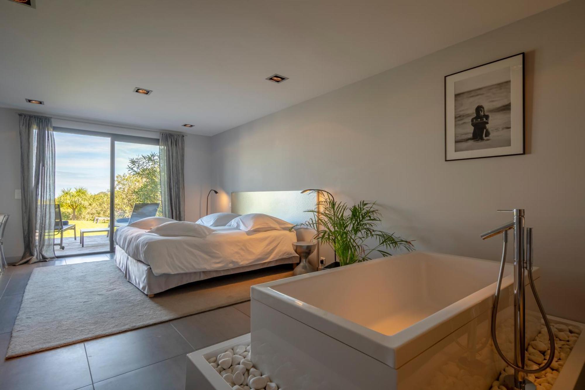 Belhara Room with ocean view,1572660218:JPEG